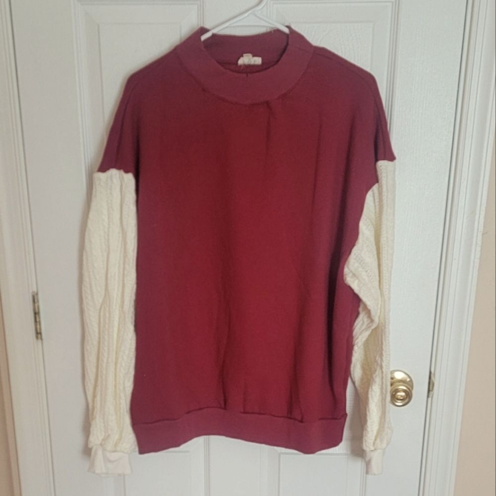 POL NEW Sweatshirt With Sweater Material Sleeves